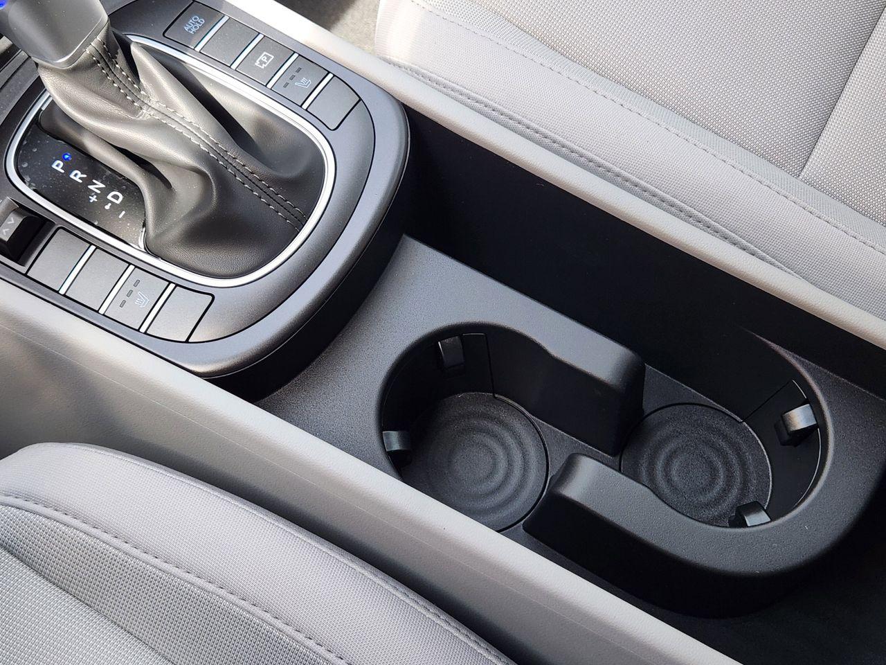 New 2026 SAW White Hyundai SEL Sport FWD image 17