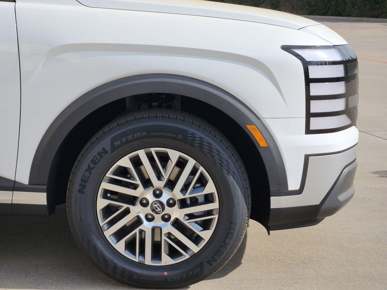 New 2026 WC9 White Hyundai SEL FWD image 5