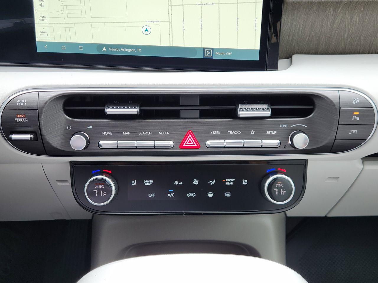 New 2026 Abyss Black Pearl Hyundai SEL 7P image 16