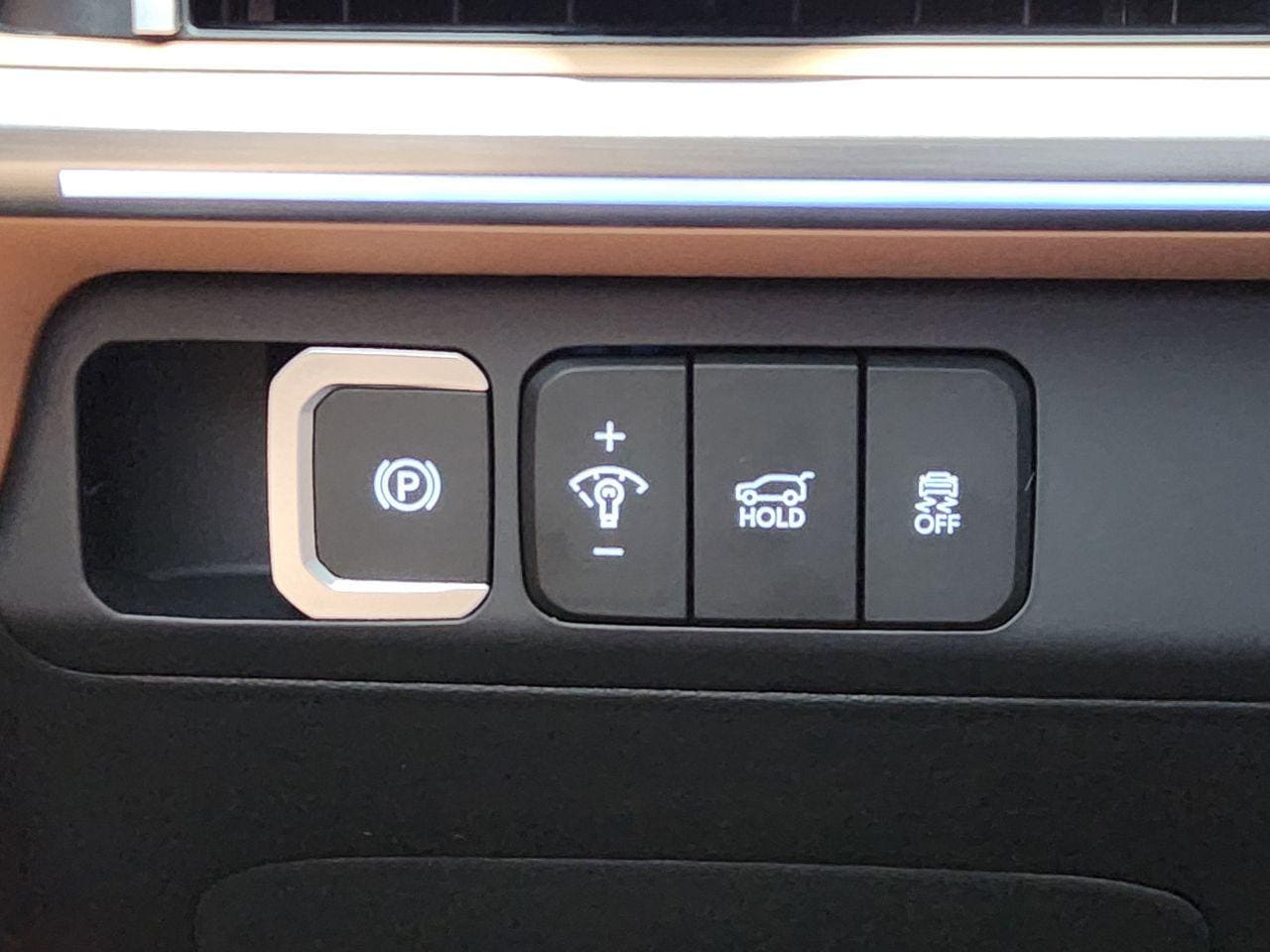 New 2026 W6H White Hyundai Calligraphy image 21