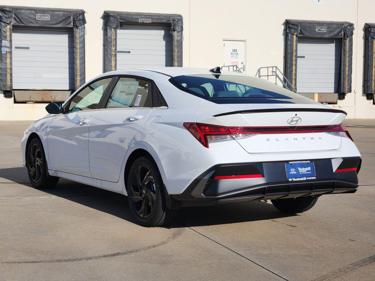 New 2026 Serenity White Hyundai SEL Sport image 3