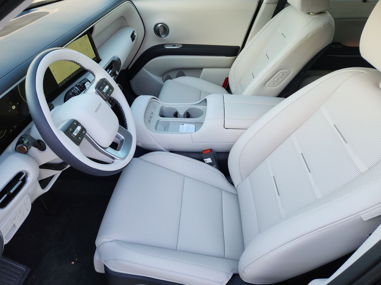 New 2026 A2B Black Hyundai Calligraphy FWD image 9