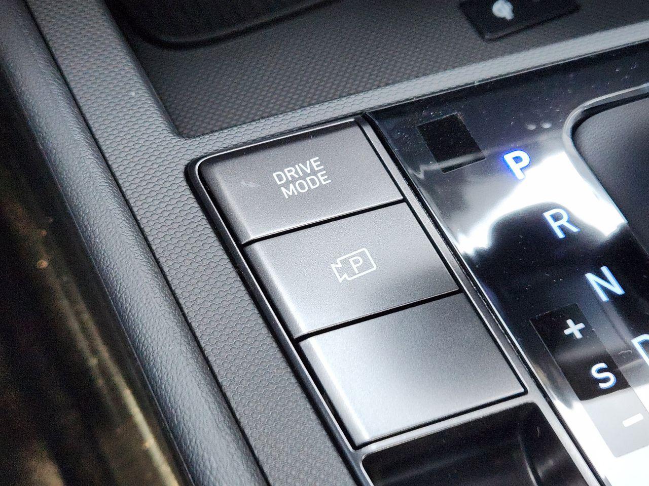 New 2026 A5G Gray Hyundai SEL Sport Premium image 19