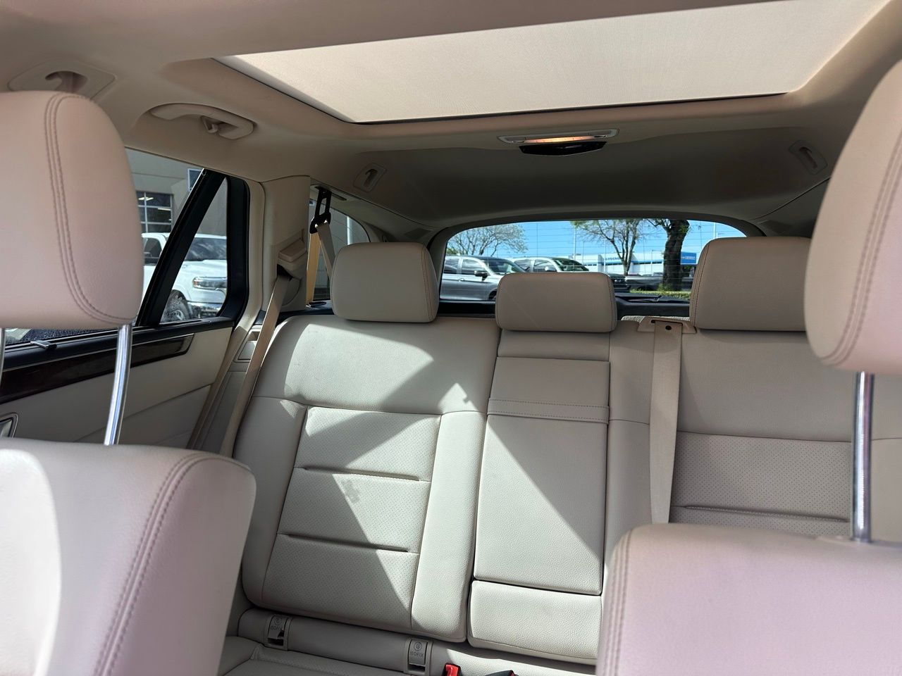 Used 2014 Polar White Mercedes-Benz E 350 4matic® image 15