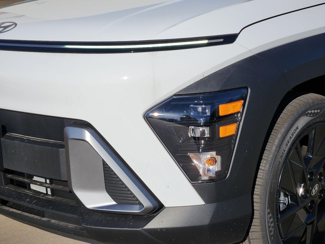 New 2026 SAW White Hyundai SEL Sport FWD image 6