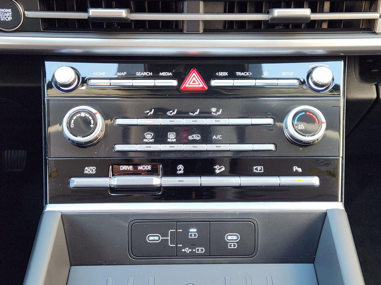 New 2026 W6H White Hyundai SE FWD image 15