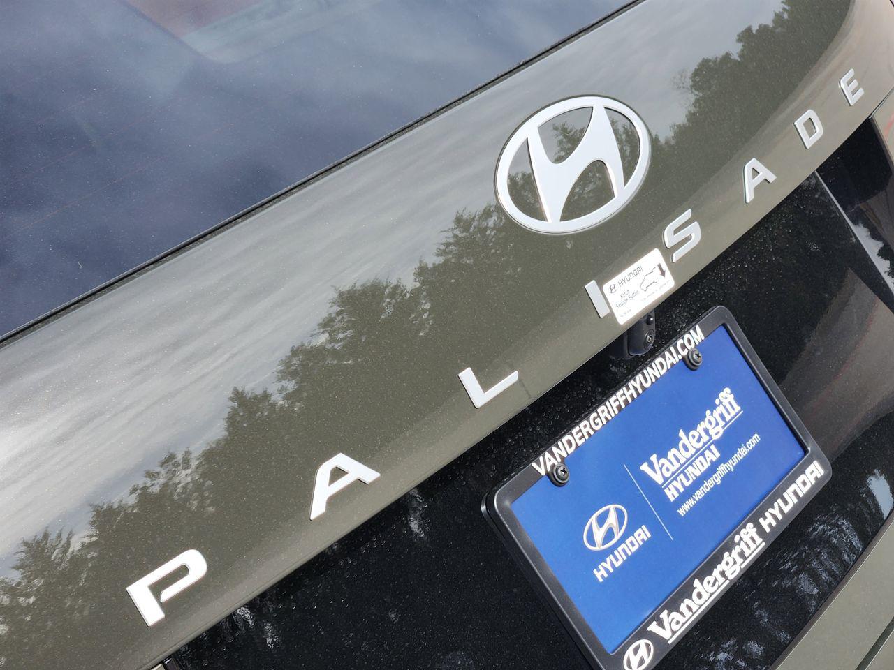 New 2026 Titan Charcoal Pearl Hyundai Limited FWD image 8