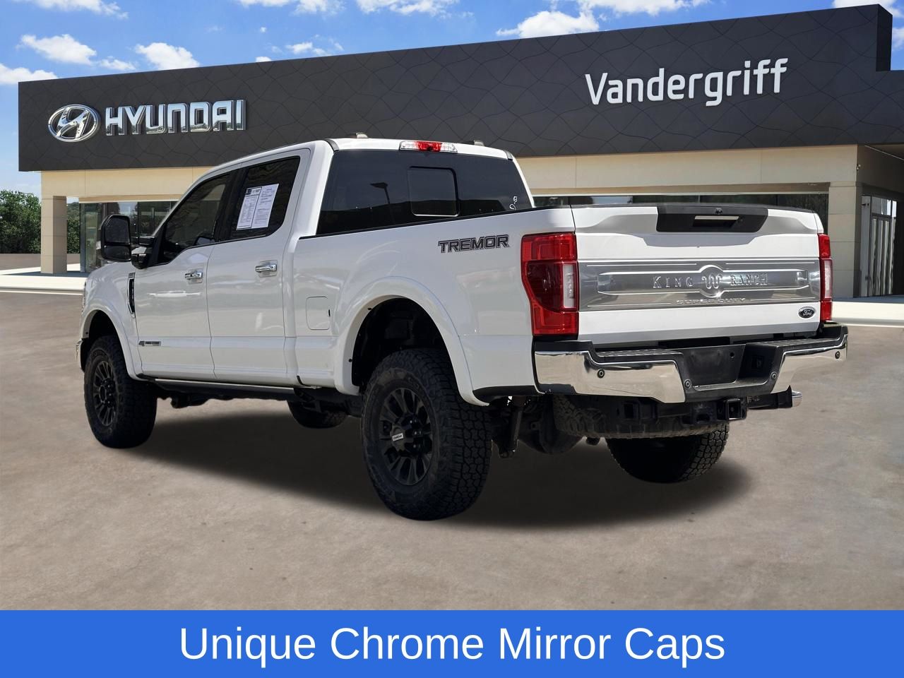 Used 2022 Oxford White Ford King Ranch image 8