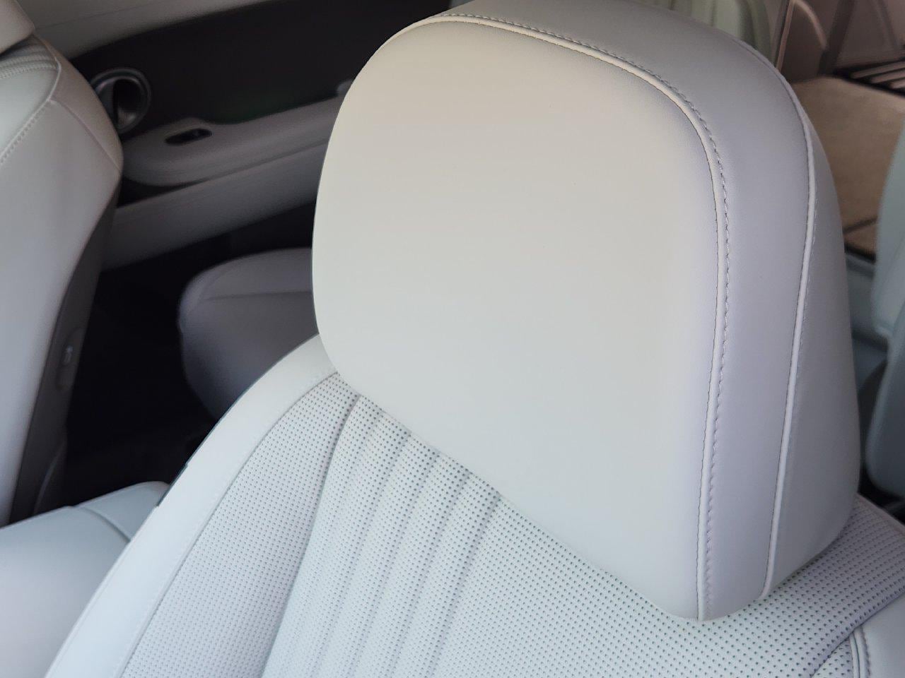 New 2027 Creamy White Pearl Hyundai Blue SEL Premium 7P image 10