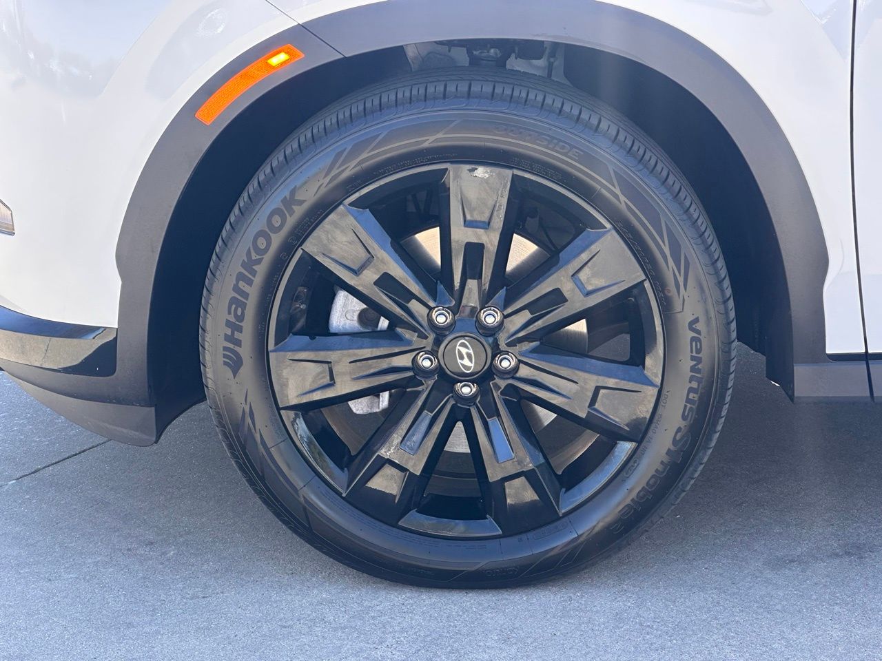 Used 2025 Hyper White Hyundai XRT image 9