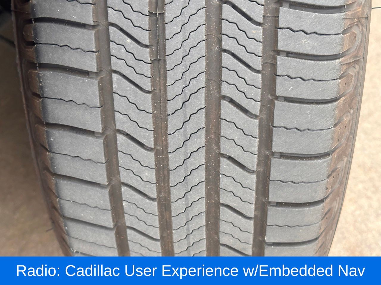 Used 2023 Stellar Black CADILLAC Premium Luxury image 3