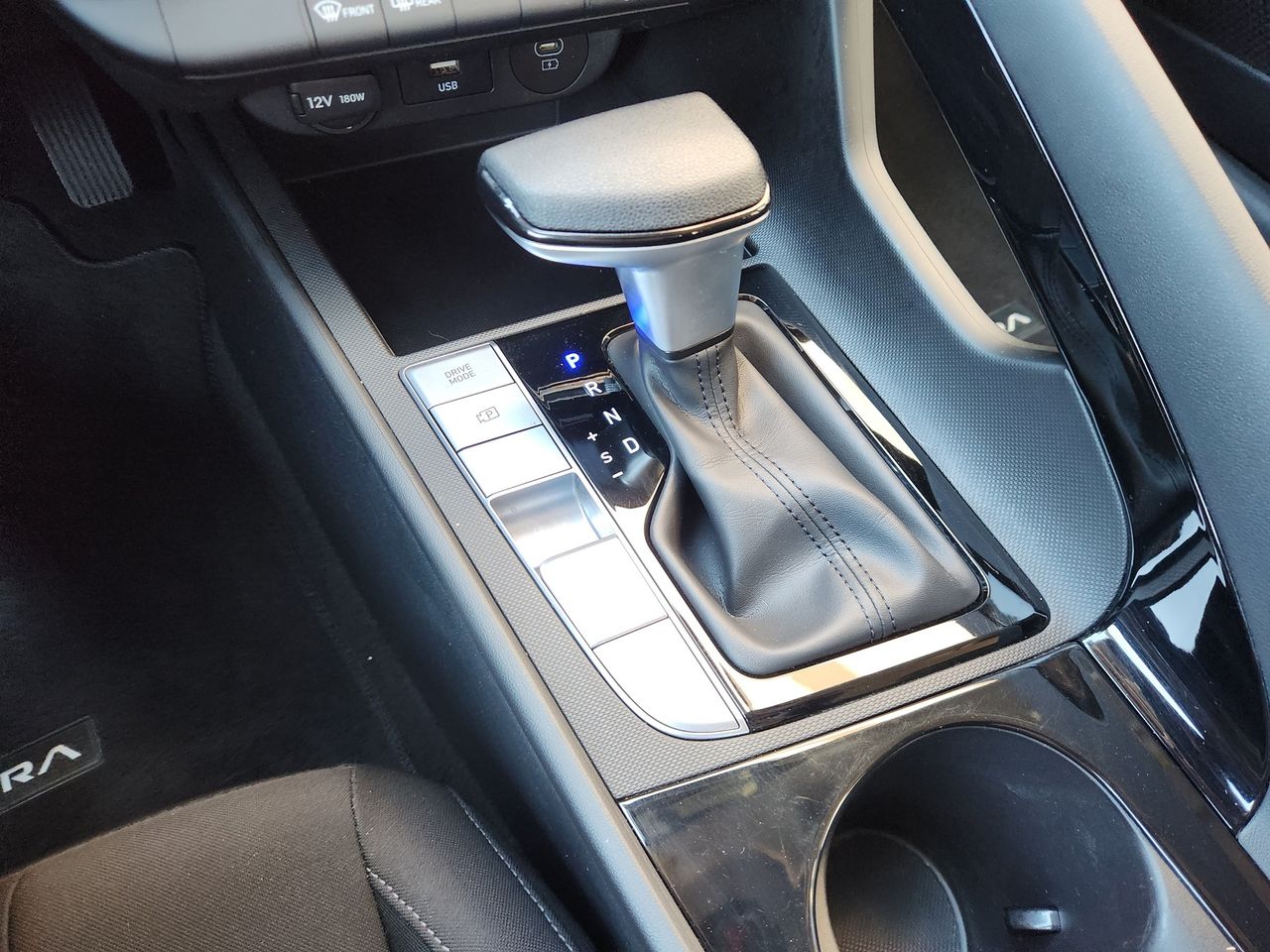 Certified Used 2024 Abyss Black Hyundai Blue image 19