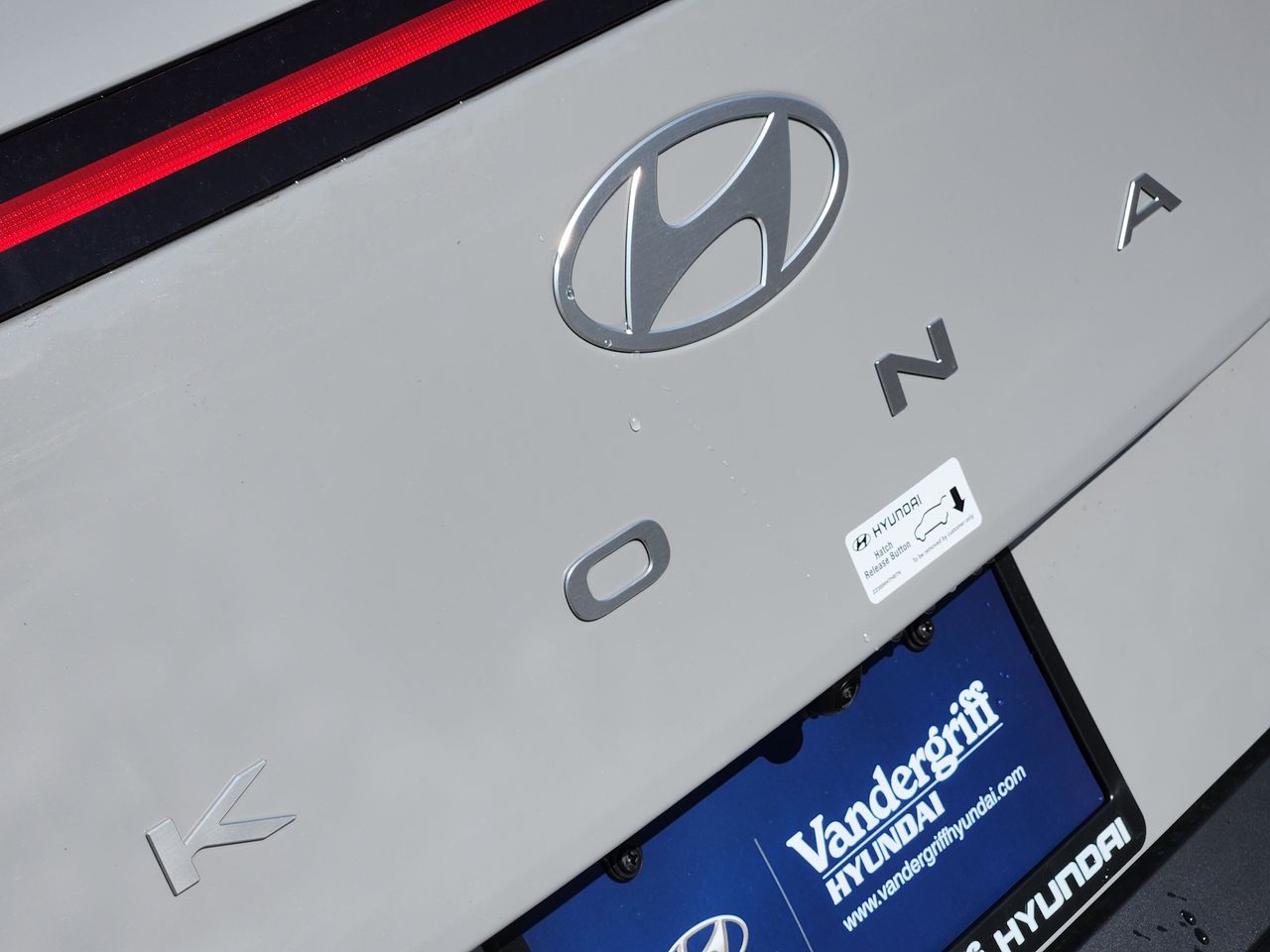 New 2026 C5G Gray Hyundai SE FWD image 8