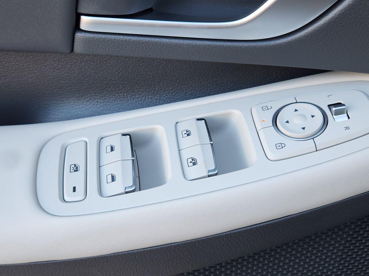 New 2026 Abyss Black Hyundai SEL Sport image 22