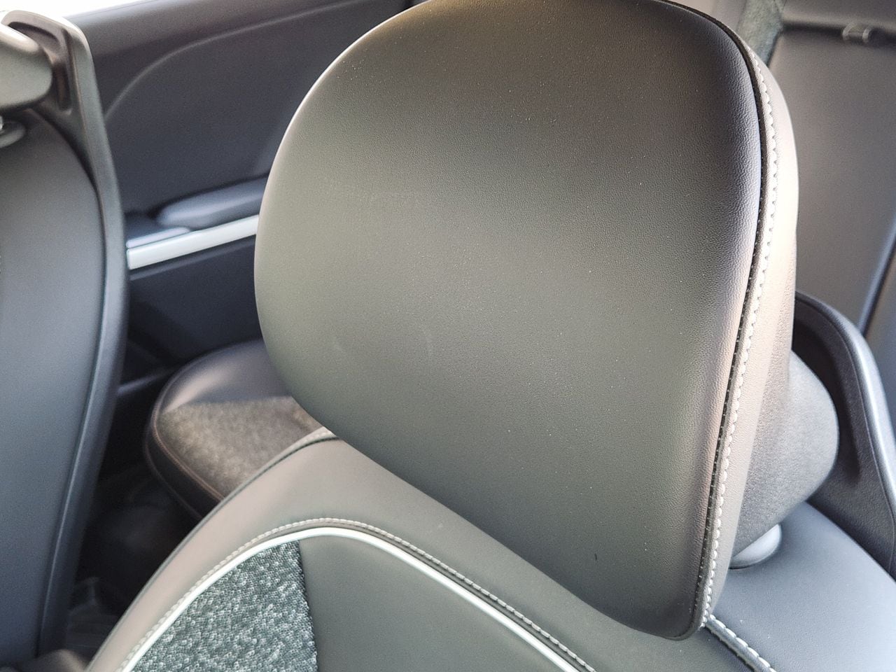 Used 2025 Interstellar Gray Kia GT-Line image 12