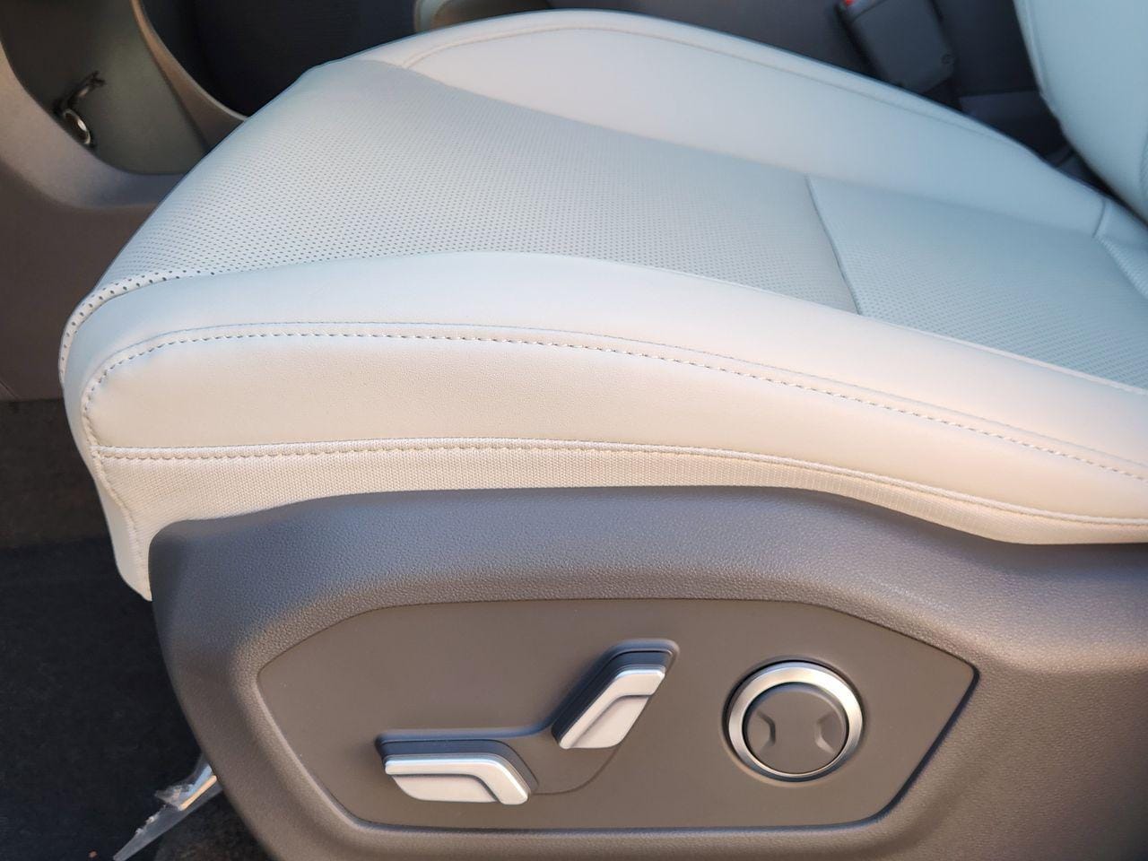 New 2026 PE2 Gray Hyundai SEL FWD image 23