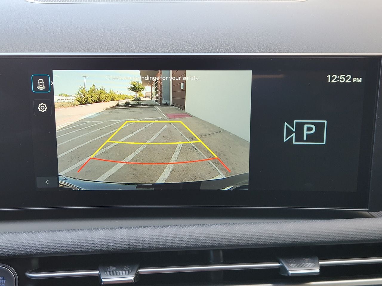 New 2026 Phantom Black Hyundai SEL Premium AWD image 15