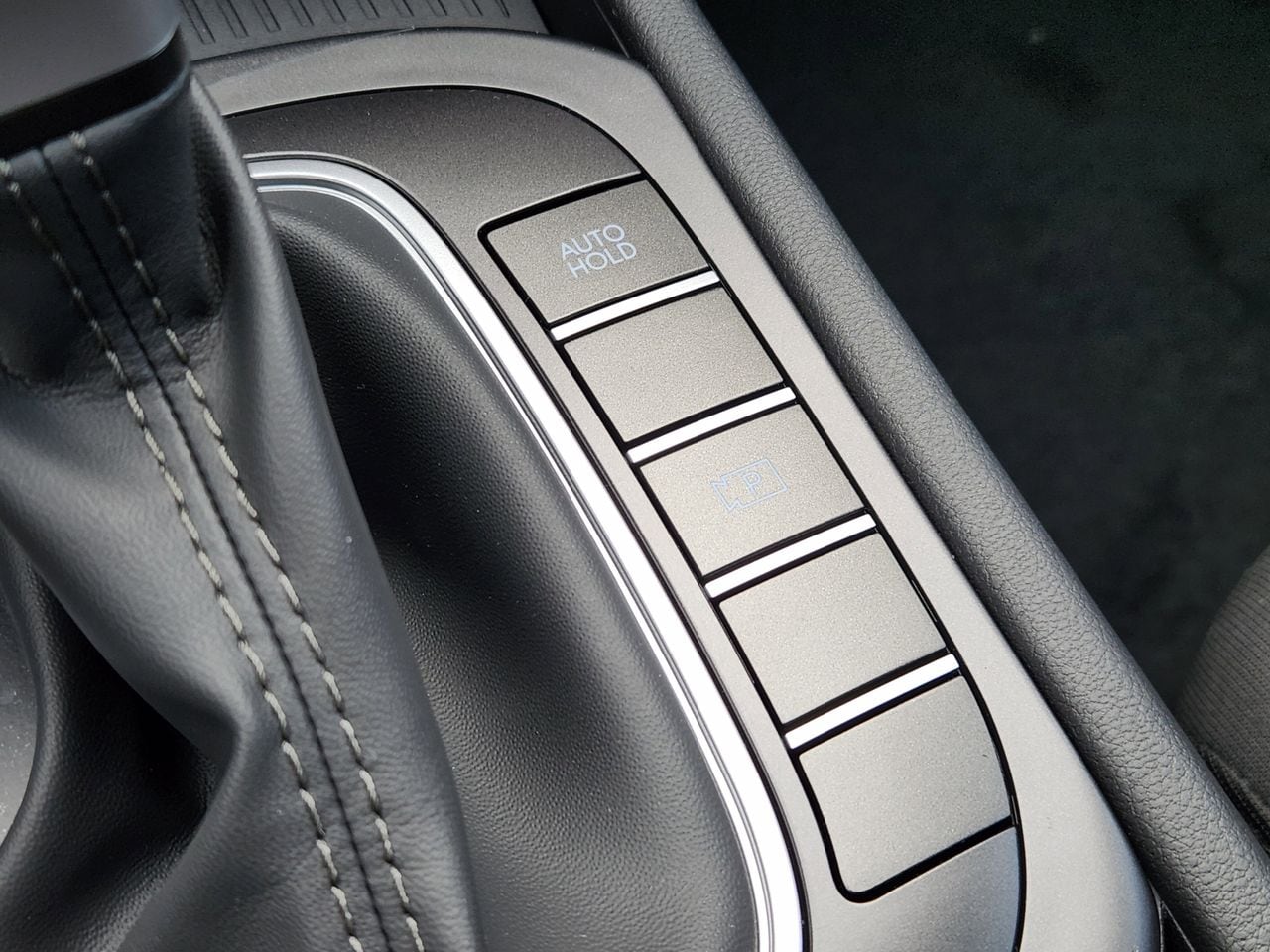 New 2026 R2P Red Hyundai SE FWD image 19