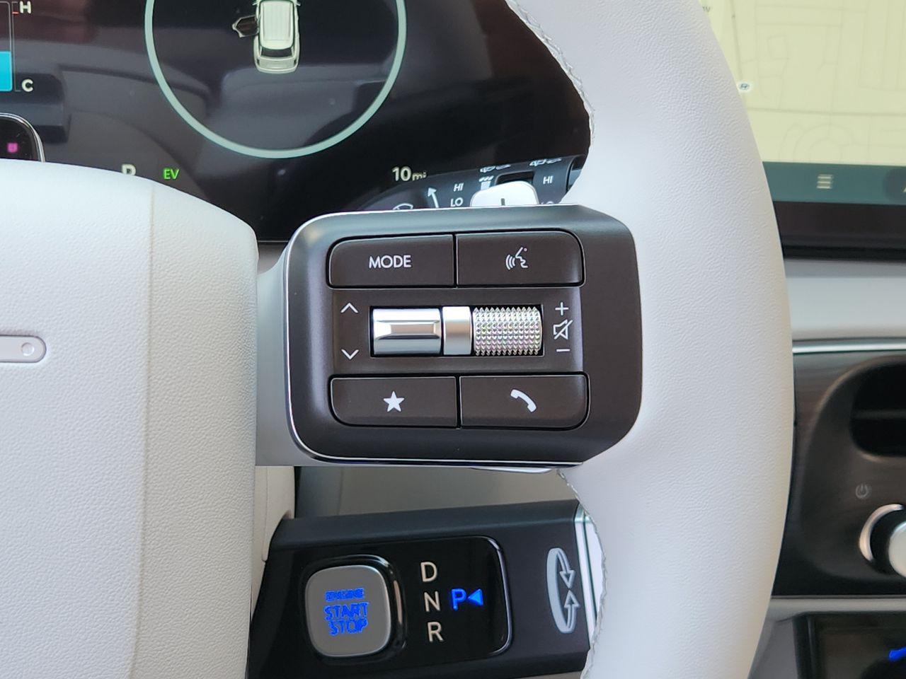 New 2027 Creamy White Pearl Hyundai Blue SEL 7P image 27