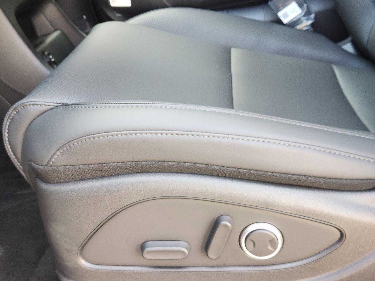 New 2026 WC9 White Hyundai SEL FWD image 22