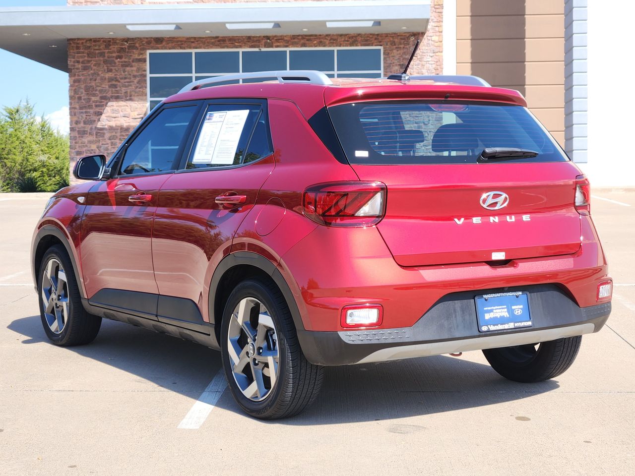 Used 2024 Ultimate Red Hyundai Limited image 3