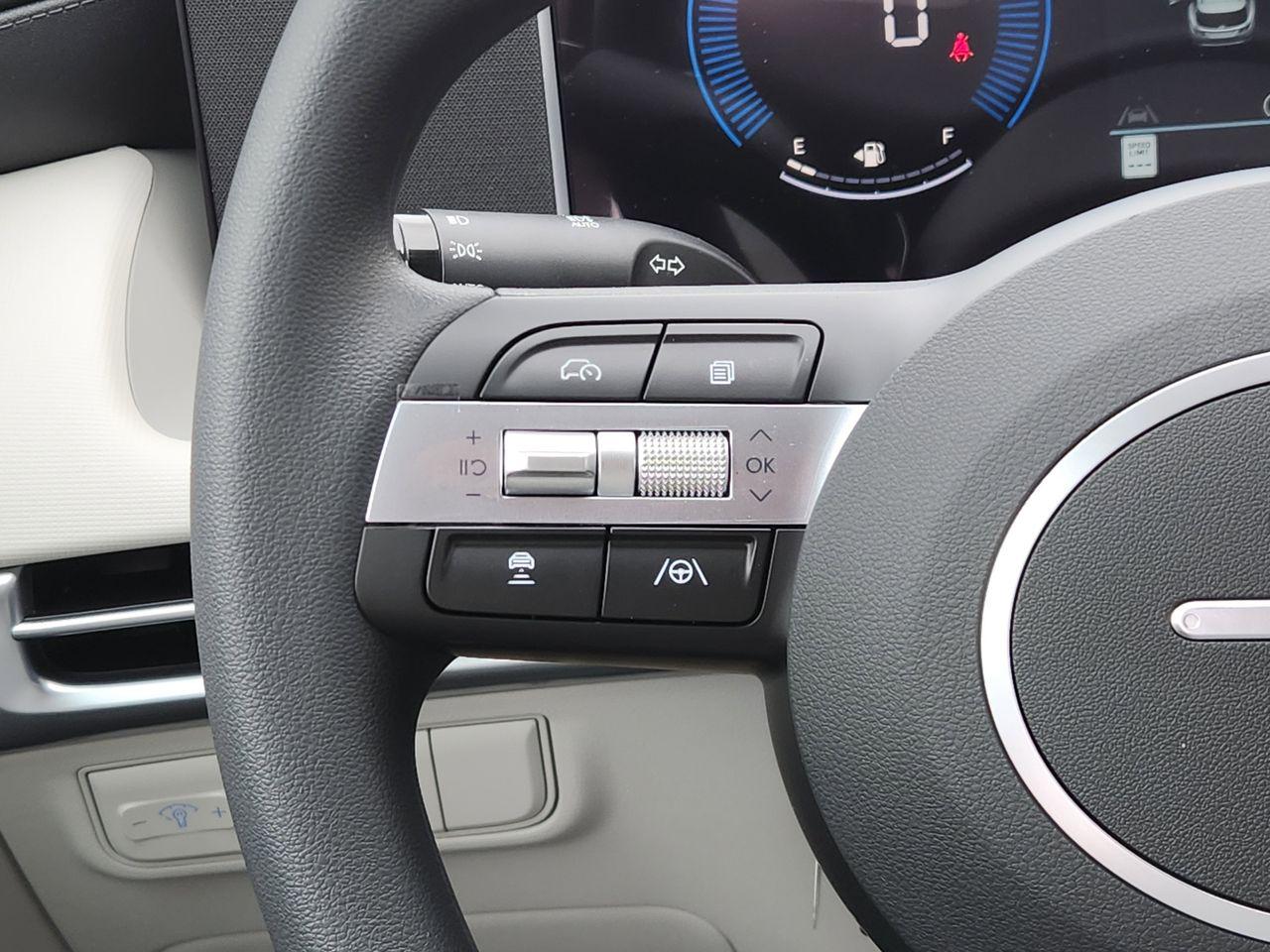 New 2026 R2T Silver Hyundai SEL FWD image 26