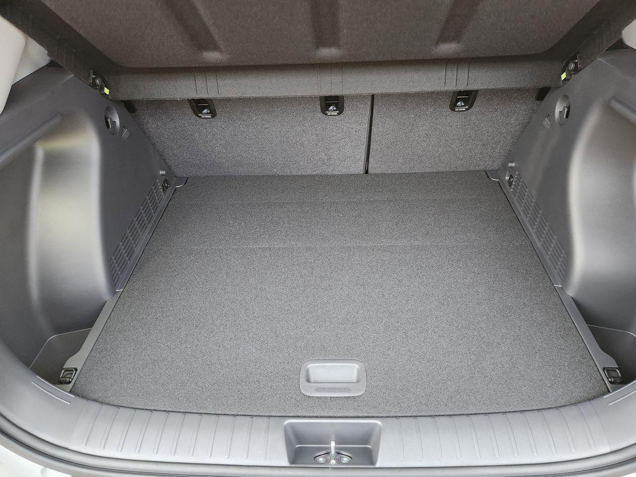 New 2026 Cyber Gray Metallic Hyundai SEL Sport FWD image 31