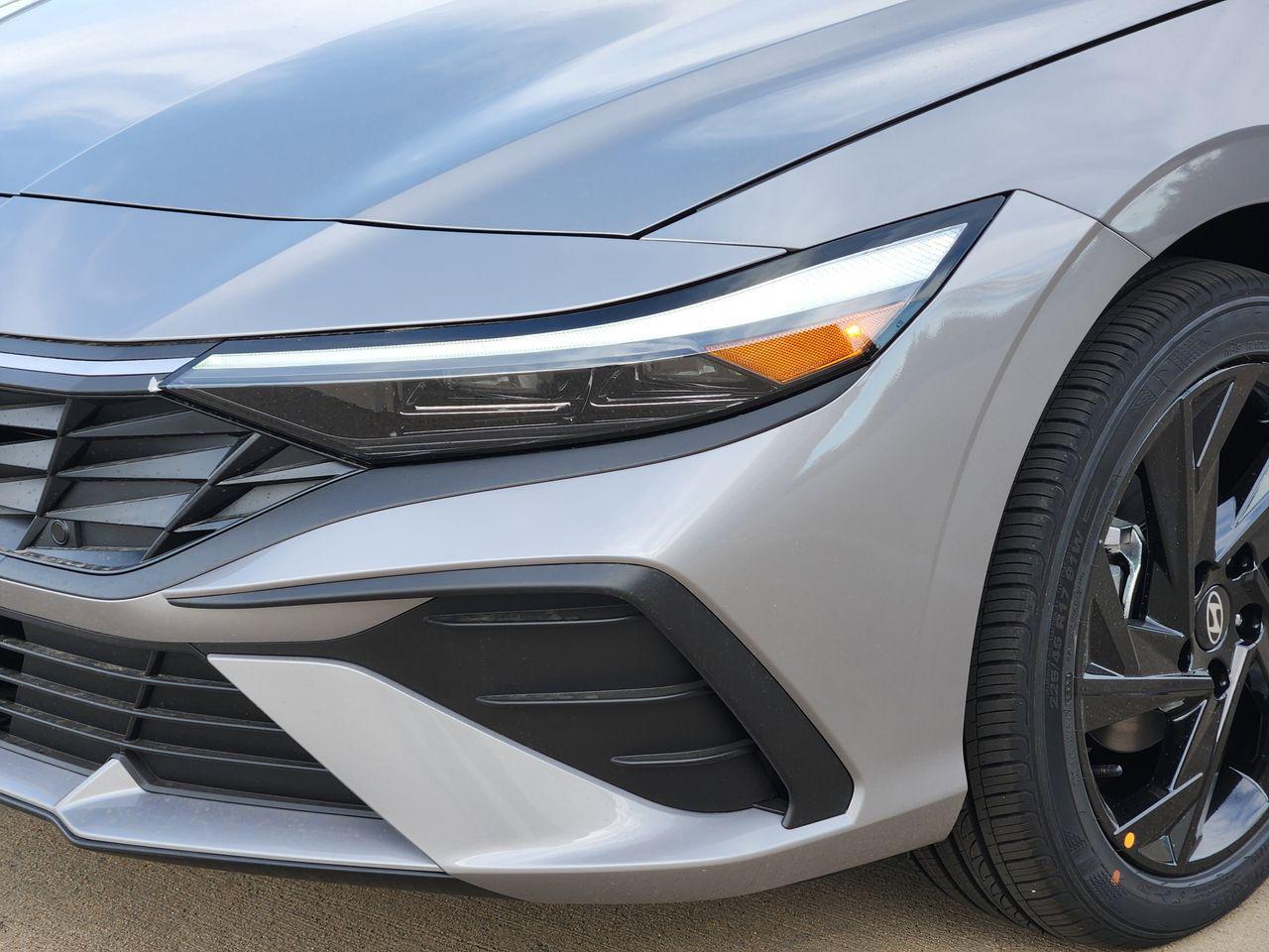 New 2026 M6T Hyundai SEL Sport image 6