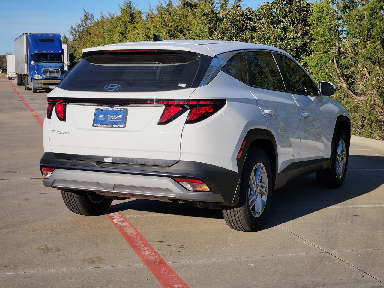 New 2026 W6H White Hyundai SE FWD image 4