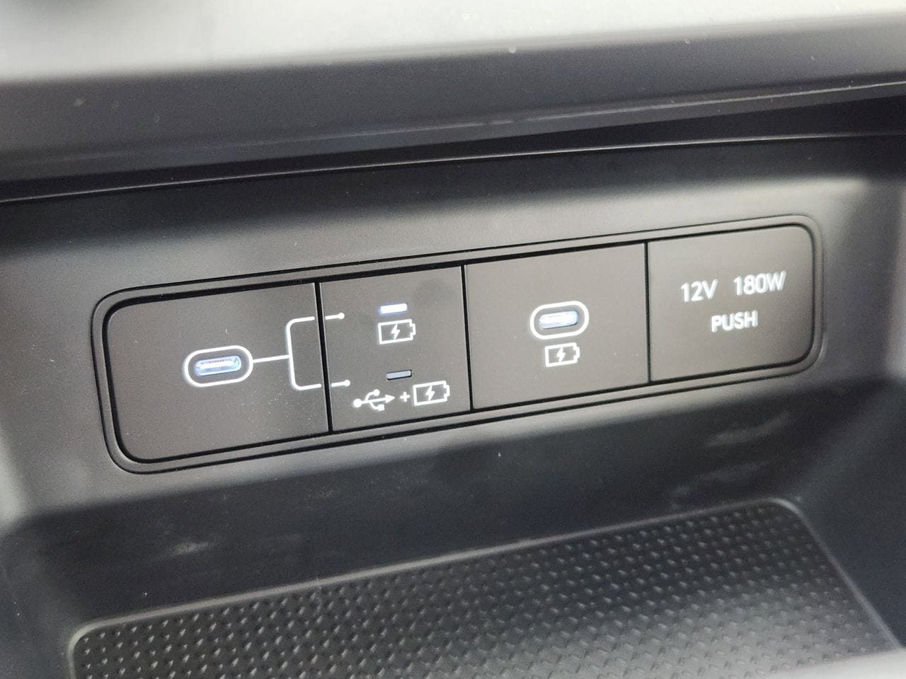 New 2026 W6H White Hyundai SE FWD image 17