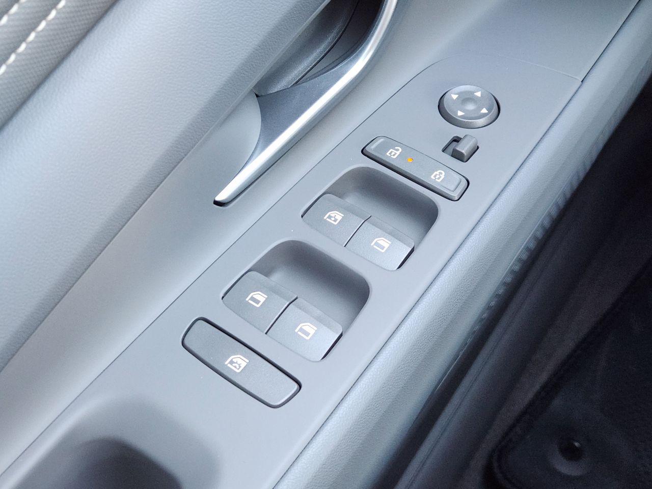 New 2026 YP5 Blue Hyundai SEL Sport Premium image 21