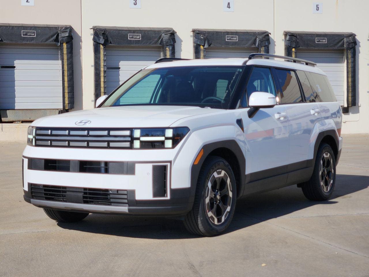 New 2026 W6H White Hyundai SEL FWD image 2