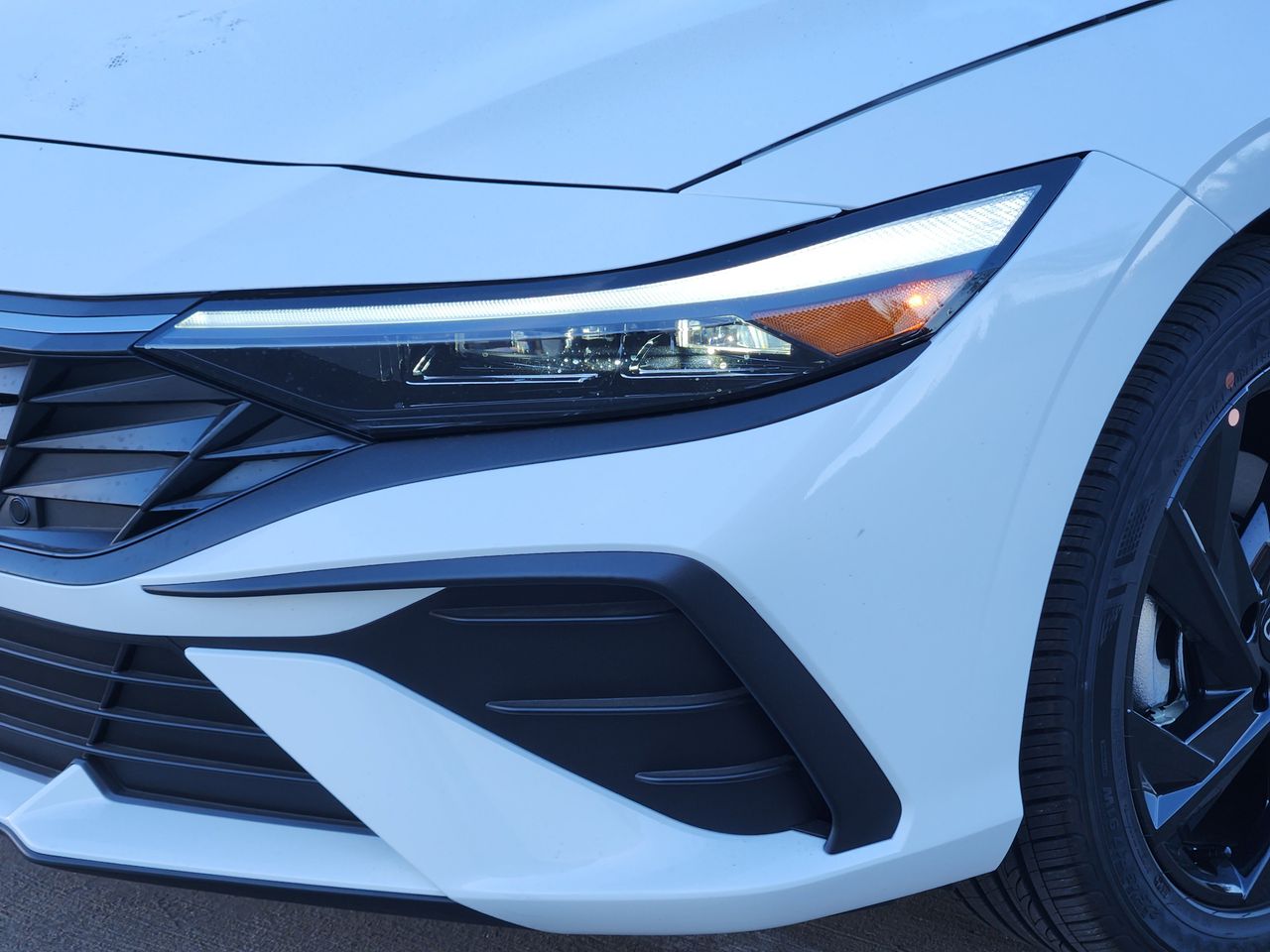 New 2026 W6H White Hyundai SEL Sport image 6