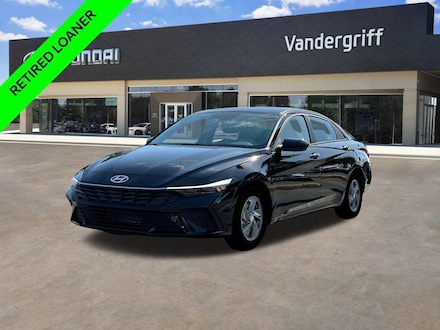 2025 Hyundai Elantra SE Sedan