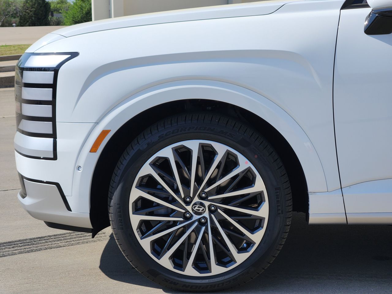 New 2026 WC9 White Hyundai Calligraphy image 5