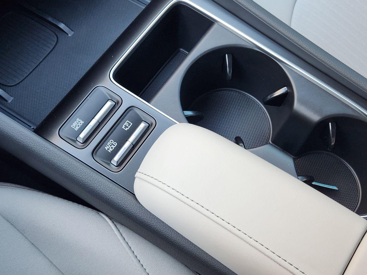 New 2026 Abyss Black Hyundai SEL Sport image 18