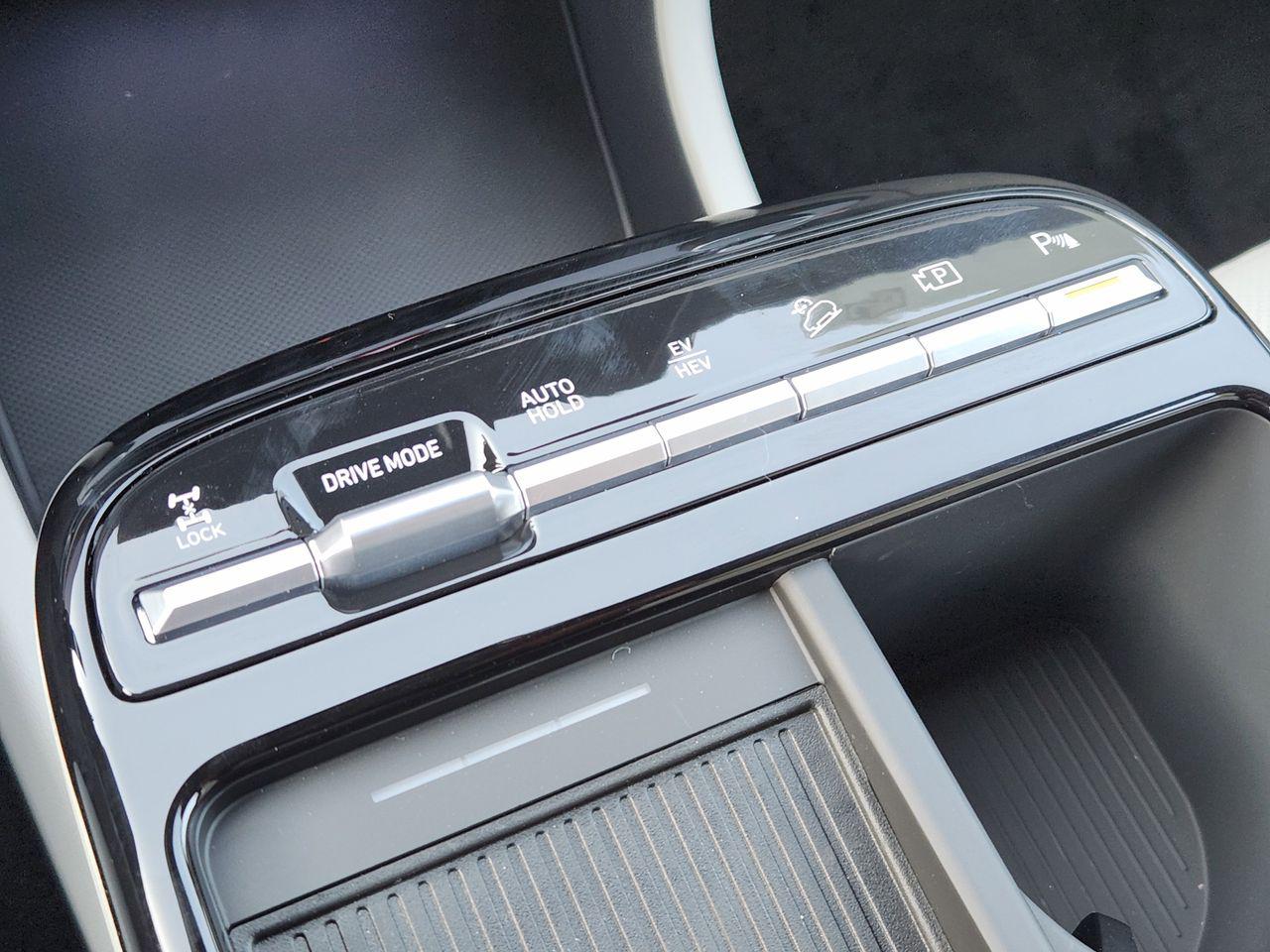 New 2026 S3B Black Hyundai Limited image 21