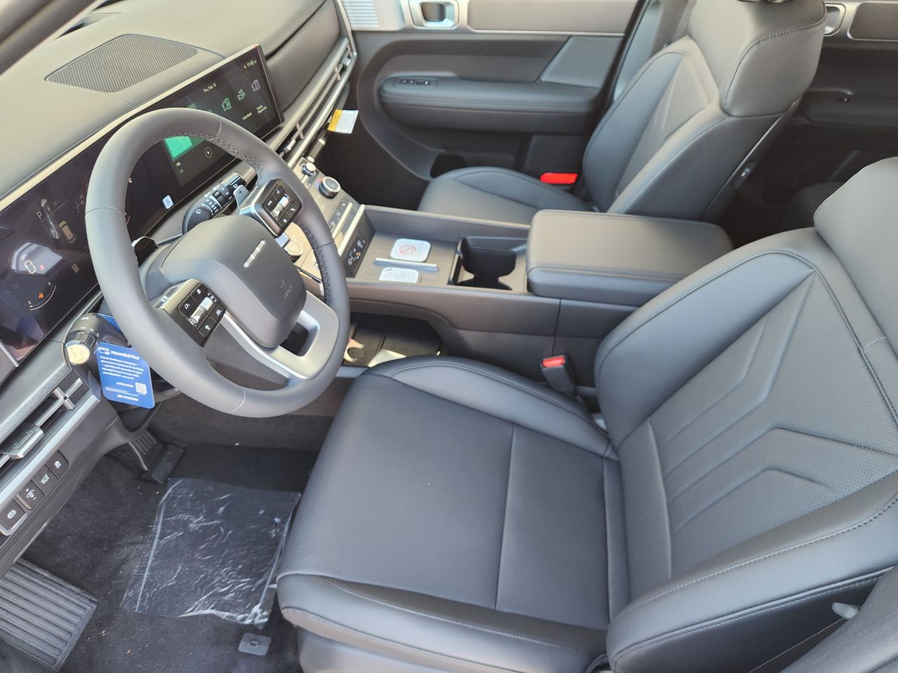 New 2026 W6H White Hyundai SEL FWD image 9