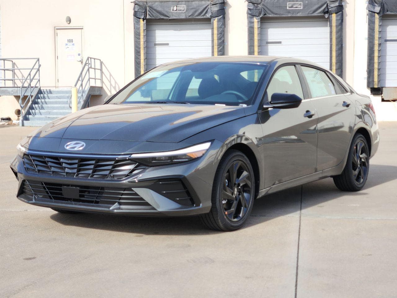 New 2026 A5G Gray Hyundai SEL Sport Premium image 2