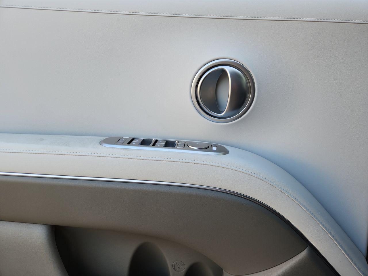 New 2026 WC9 White Hyundai SEL FWD image 21