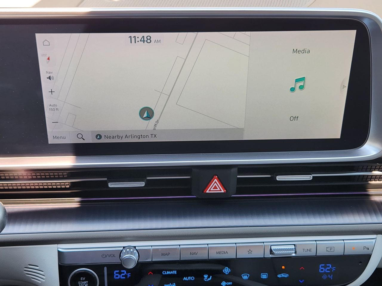 Used 2023 Digital Green Hyundai Limited image 14