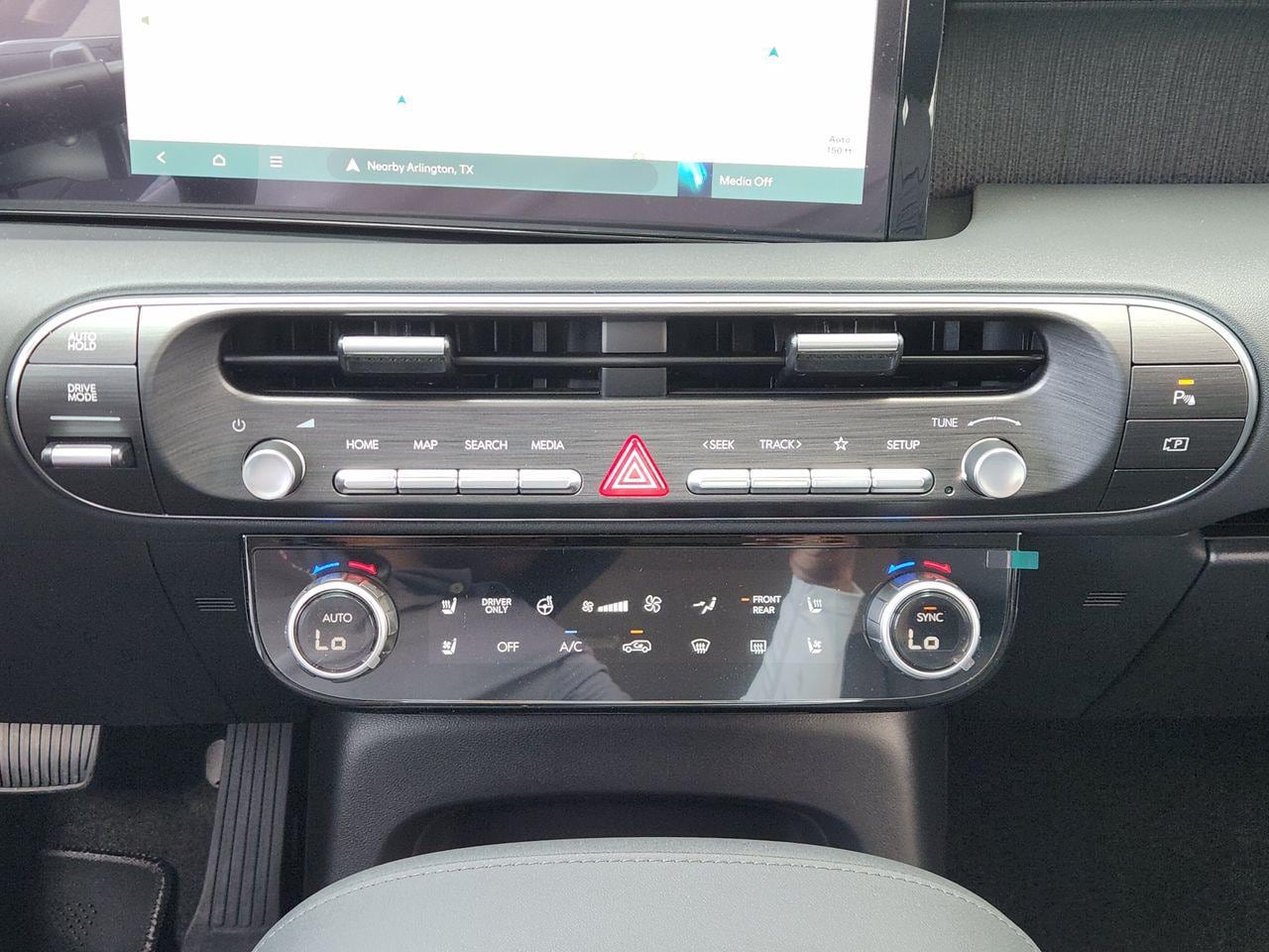 New 2027 Ecotronic Gray Pearl Hyundai Blue SEL Premium 7P image 16