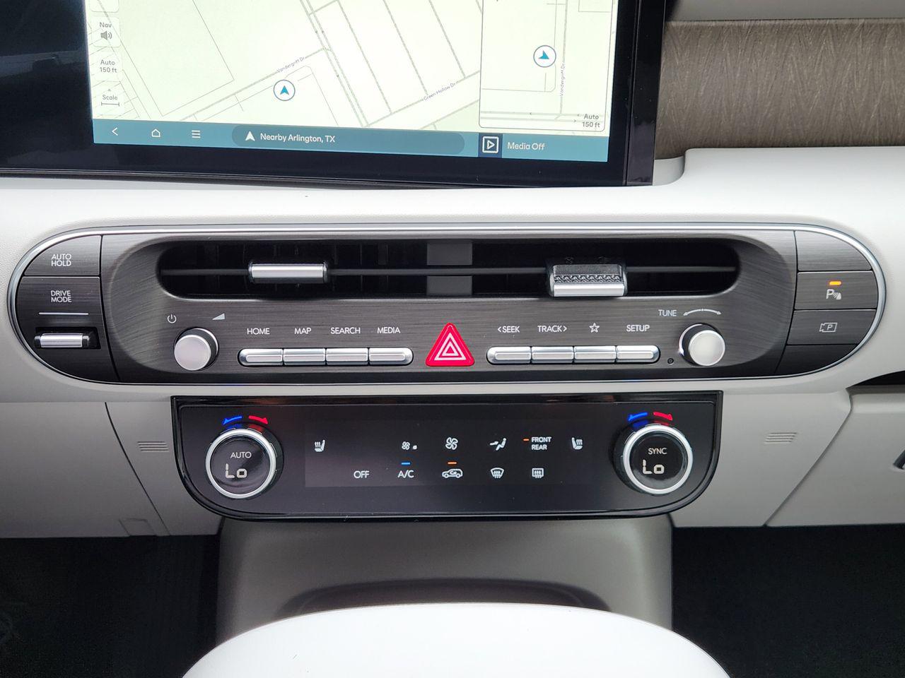 New 2026 WC9 White Hyundai SEL FWD image 15