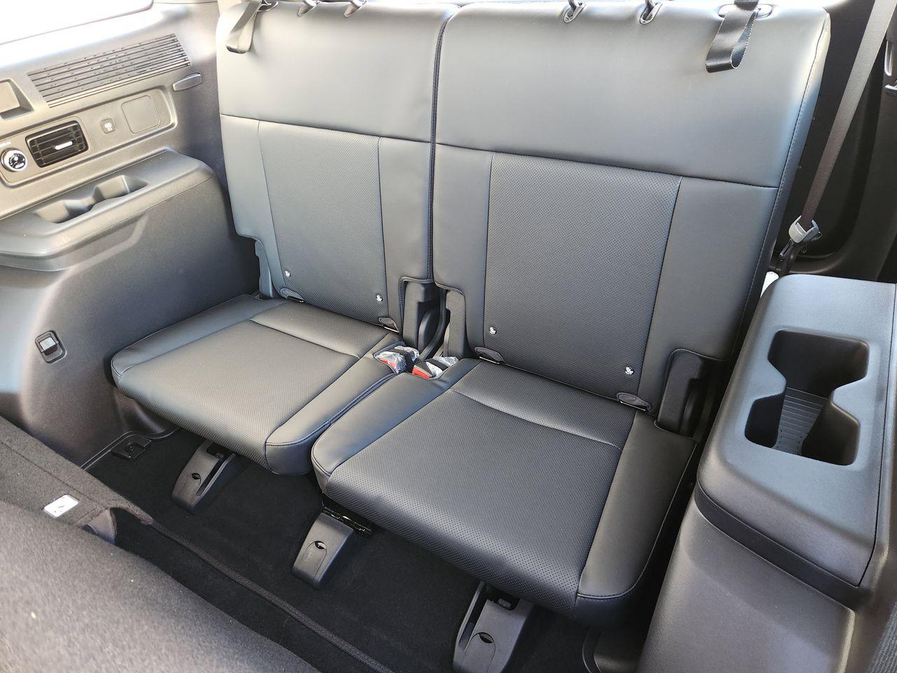 New 2026 W6H White Hyundai SEL image 26