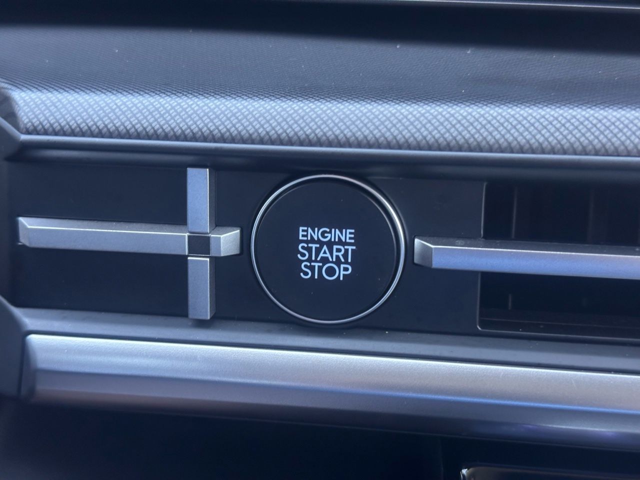 Used 2025 R2T Silver Hyundai SEL image 34