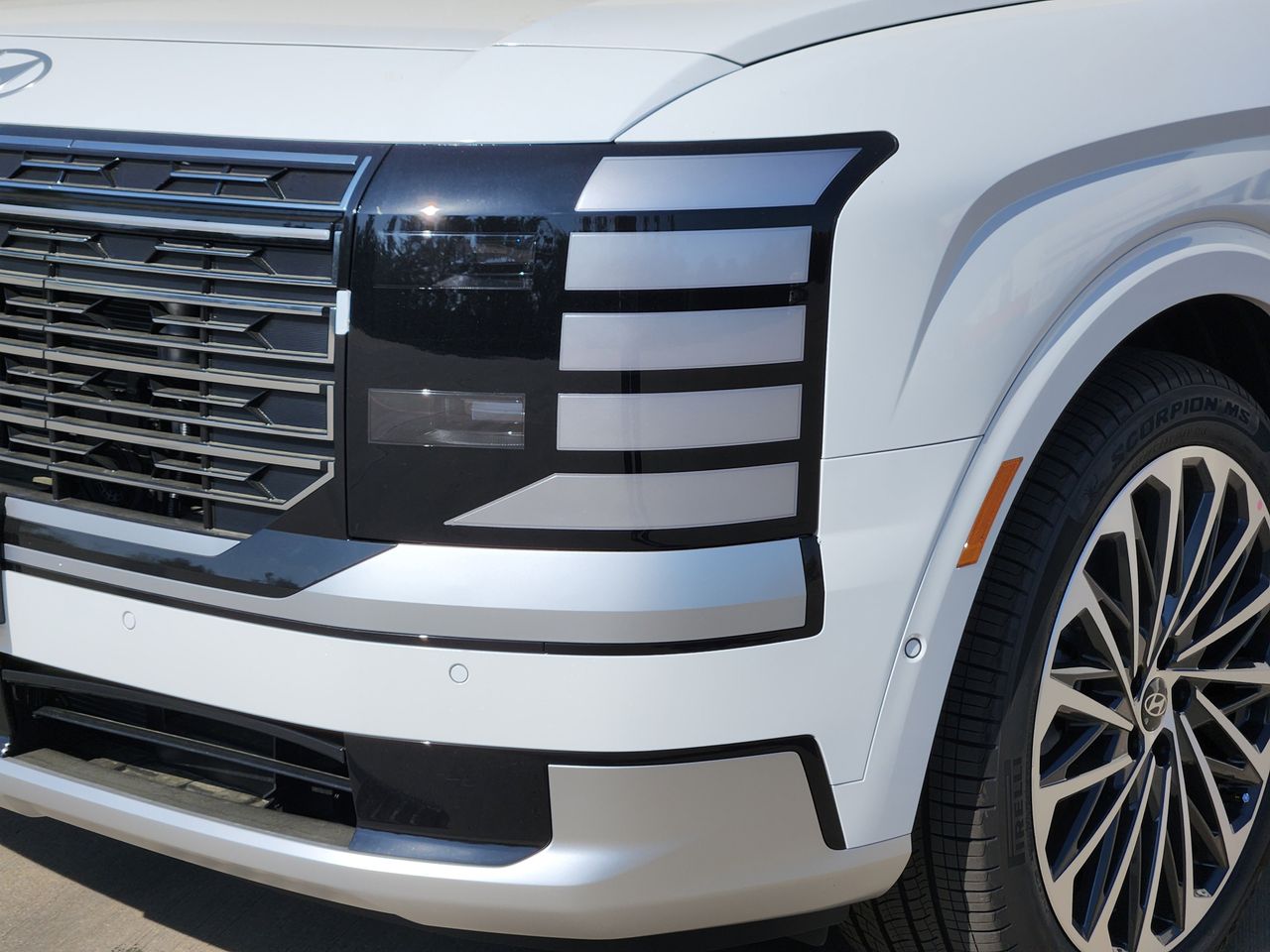 New 2026 WC9 White Hyundai Calligraphy image 6