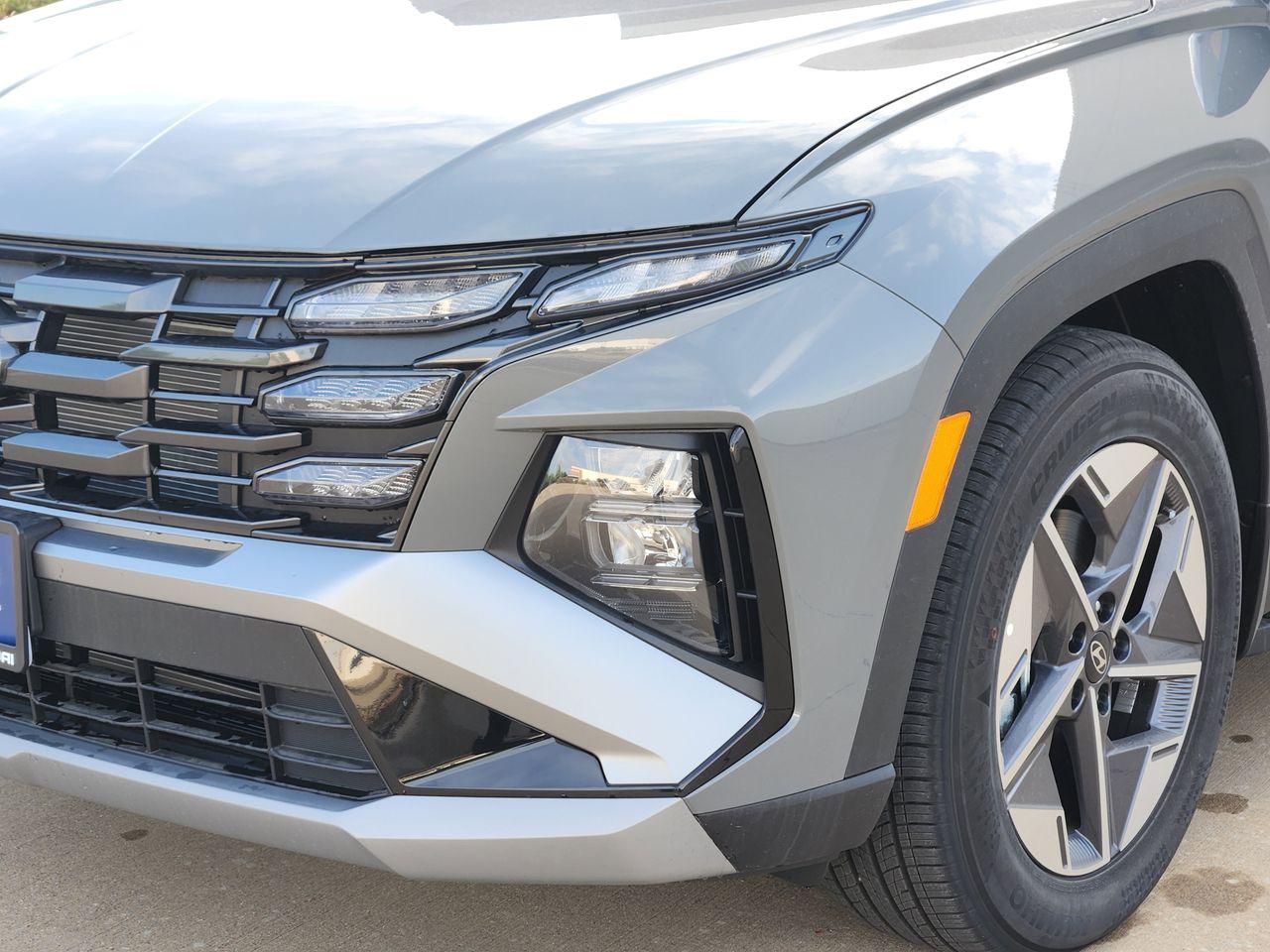 New 2026 Hampton Gray Hyundai SEL FWD image 6
