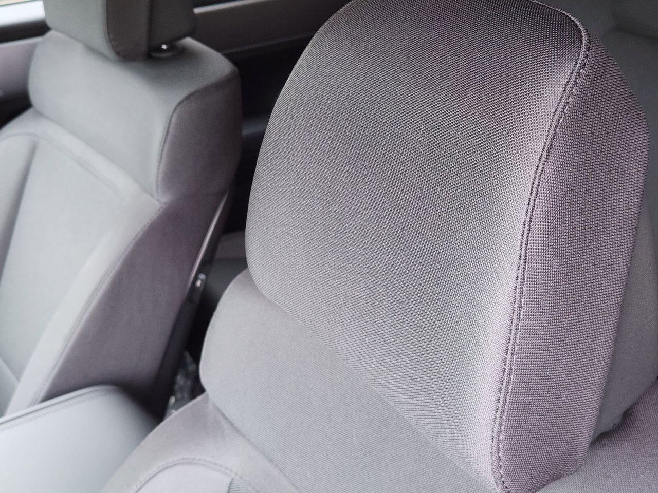 New 2026 S3B Black Hyundai SE FWD image 11