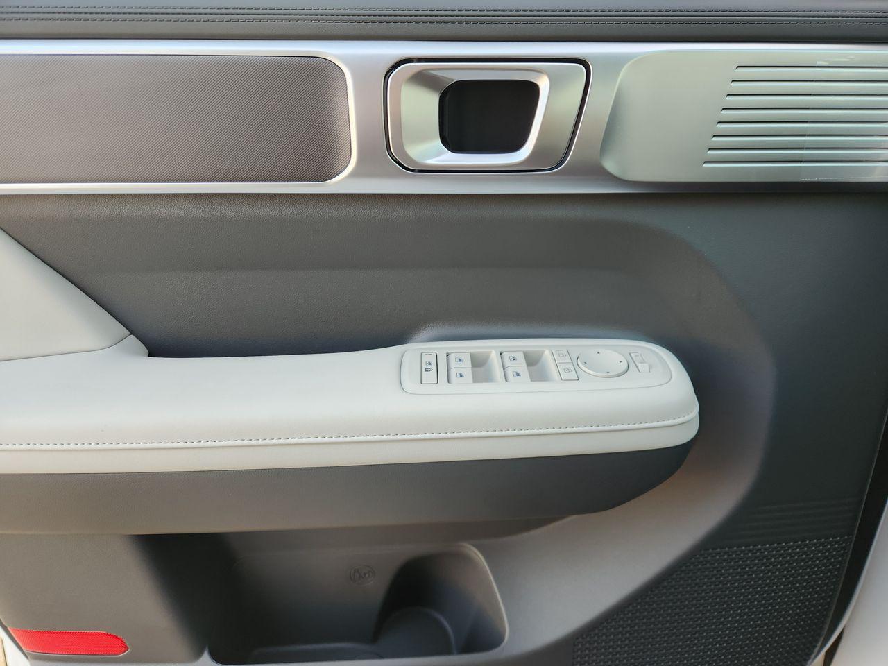 New 2027 Serenity White Hyundai SEL FWD image 22