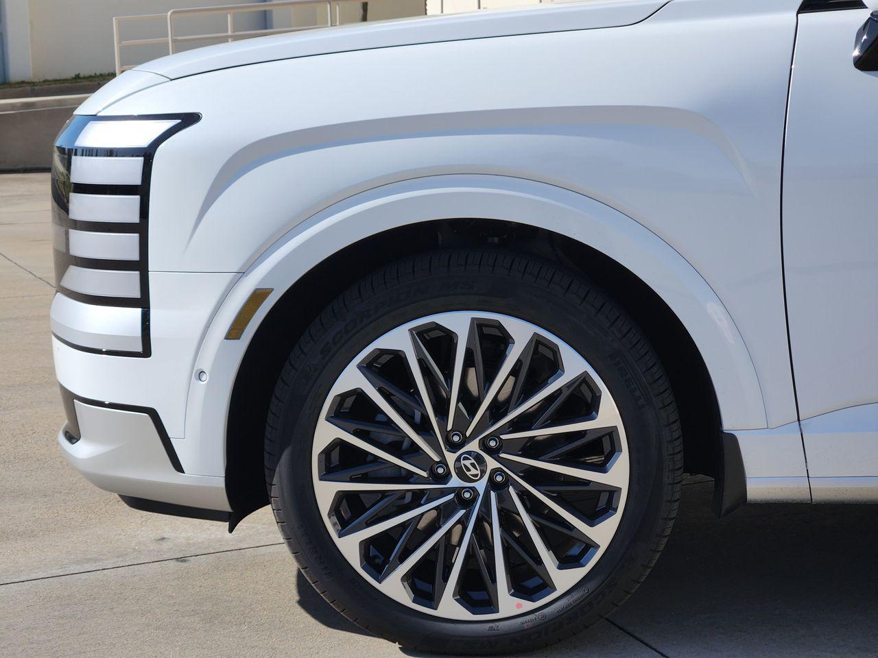 New 2026 Creamy White Pearl Hyundai Calligraphy FWD image 5